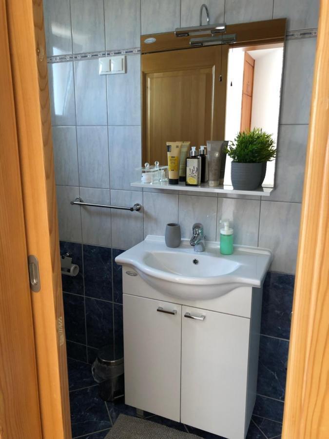 Apartments Delfini Sveti Filip i Jakov Eksteriør billede